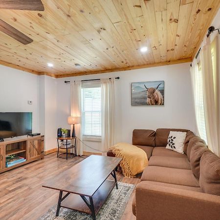 Creekside Ranch With Porch About 2 Mi To Pkwy Villa Pigeon Forge Exteriör bild