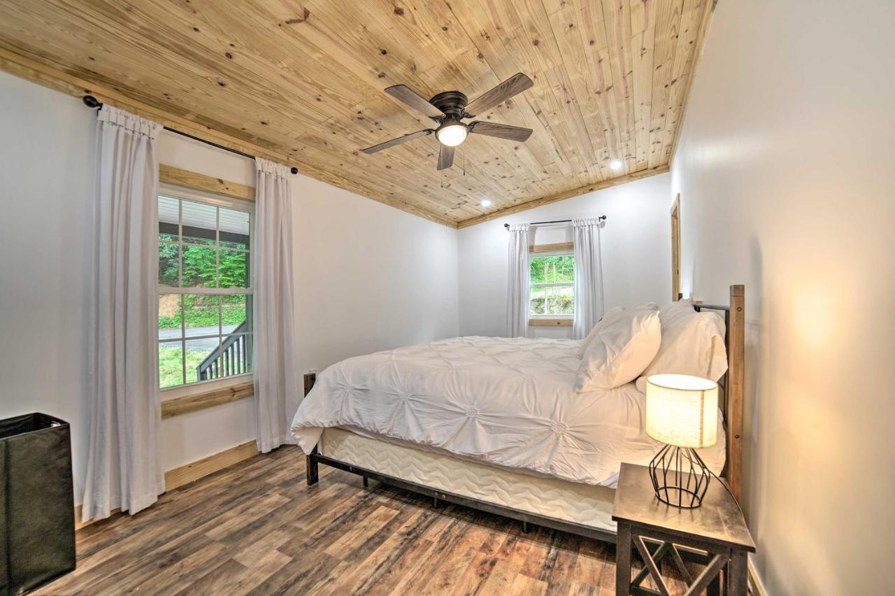 Creekside Ranch With Porch About 2 Mi To Pkwy Villa Pigeon Forge Exteriör bild