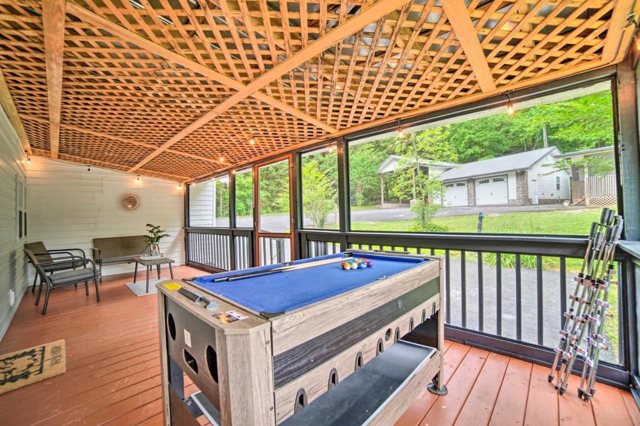 Creekside Ranch With Porch About 2 Mi To Pkwy Villa Pigeon Forge Exteriör bild