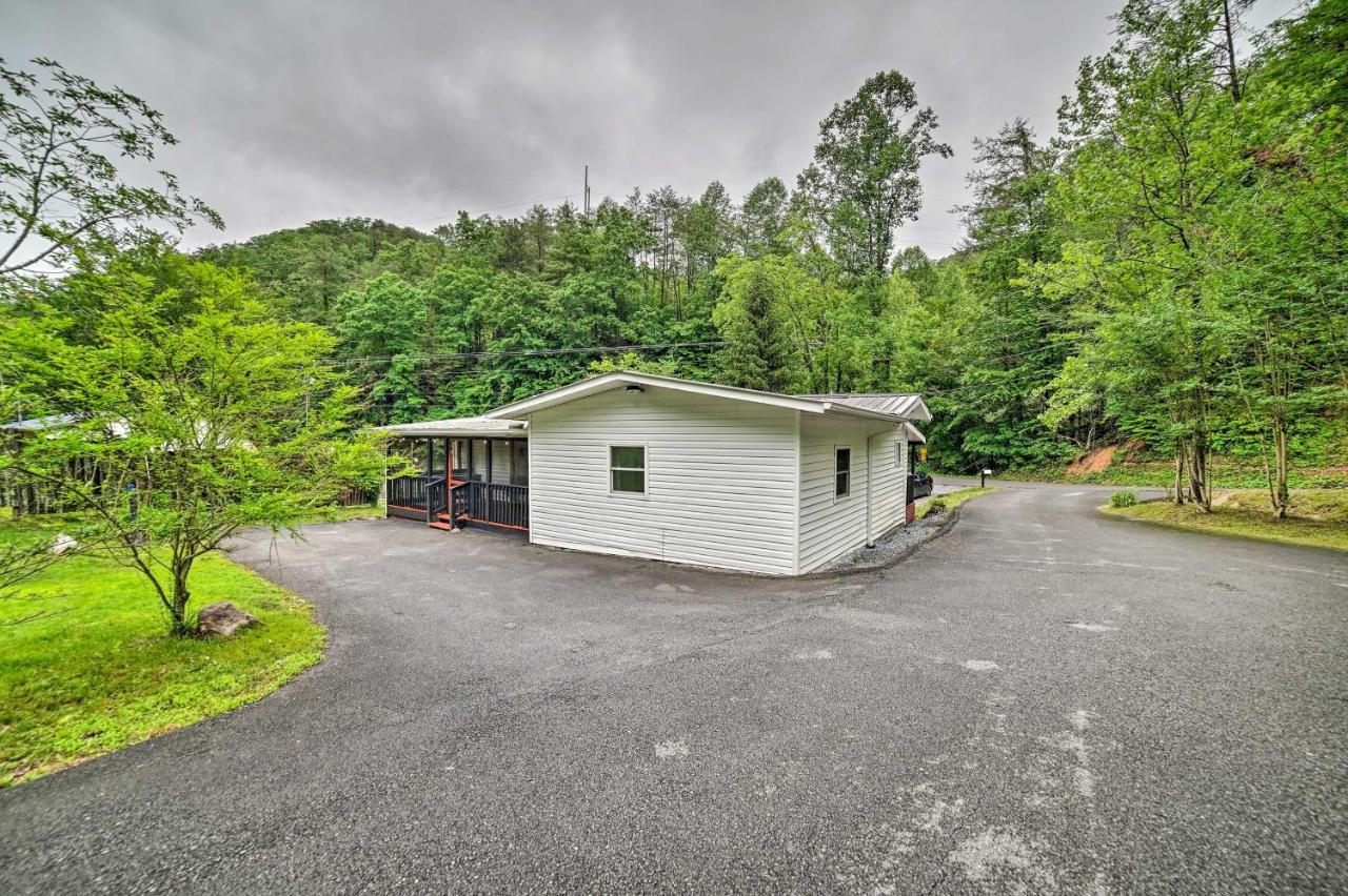 Creekside Ranch With Porch About 2 Mi To Pkwy Villa Pigeon Forge Exteriör bild